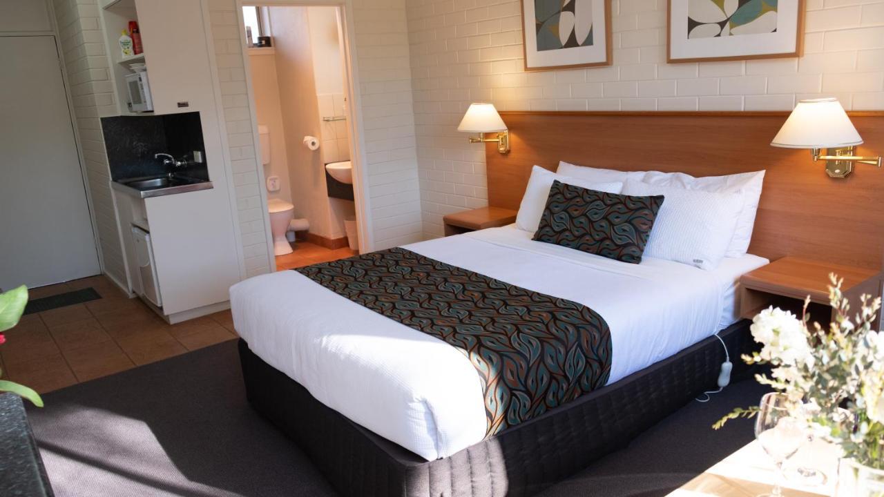 Hotel Parkview Motor And 4*