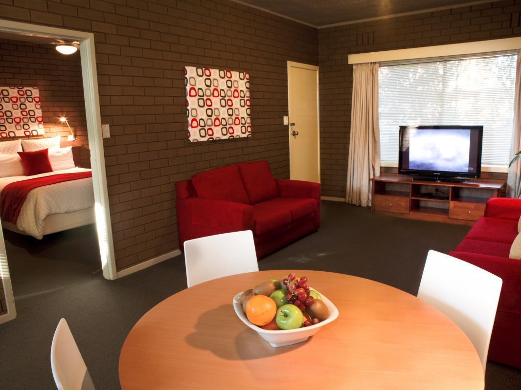 Parkview Motor And Hotel 4*